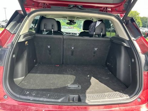 Used 2021 Buick Encore GX Essence w/ Advanced Technology Package AWD/4WD image 11