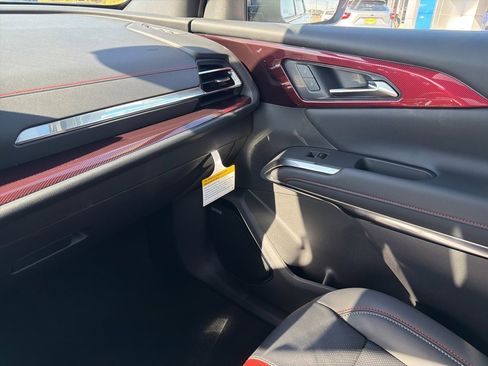 New 2026 Chevrolet Traverse RS w/ LPO, Floor Liner Package image 26