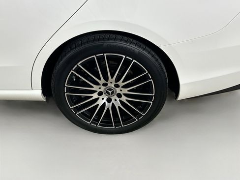 Certified 2024 Mercedes-Benz C 300 4MATIC Sedan image 40