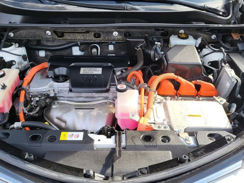 Used 2017 Toyota RAV4 XLE image 37