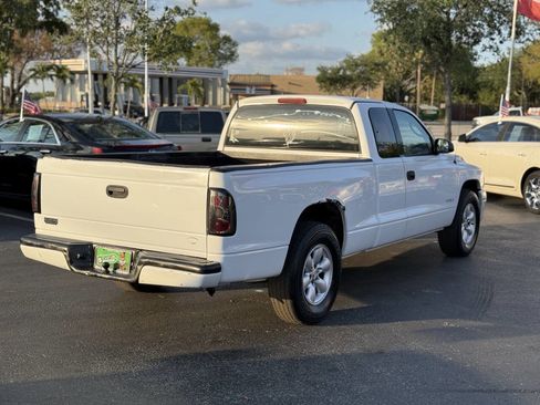 Used 2001 Dodge Dakota Sport image 6