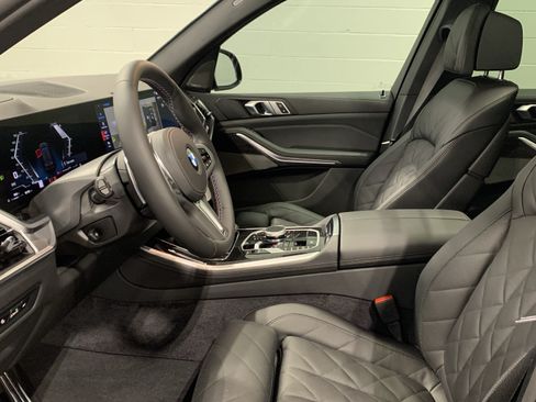 Used 2026 BMW X5 M60i AWD/4WD image 12