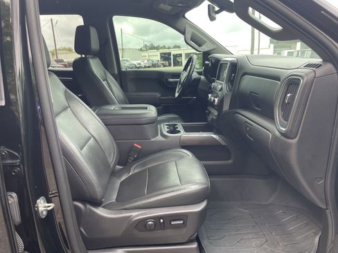 Used 2020 GMC Sierra 1500 SLT image 31