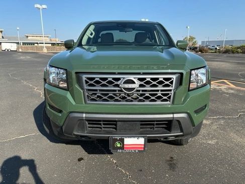 Certified 2023 Nissan Frontier SV w/ Technology Package AWD/4WD image 9