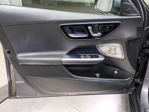 Certified 2025 Mercedes-Benz C 300 Sedan w/ Exclusive Trim Package image 25
