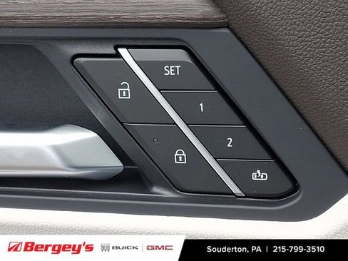 New 2026 GMC Acadia Denali w/ Super Cruise Package image 21