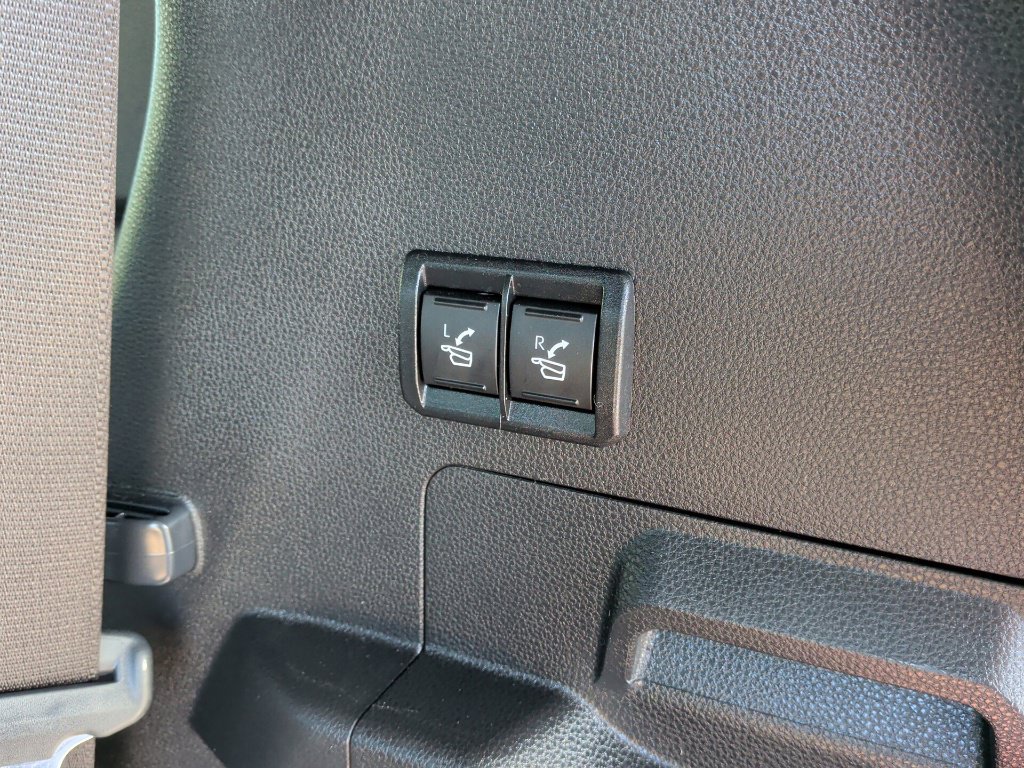 Used 2025 Toyota Sequoia TRD Pro AWD/4WD image 44