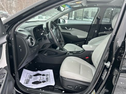 Used 2022 Hyundai Kona Limited image 16