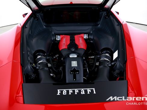 Used 2018 Ferrari 488 GTB RWD image 26