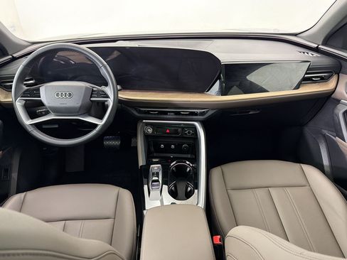 Certified 2025 Audi Q5 Premium w/ Convenience Package AWD/4WD image 17