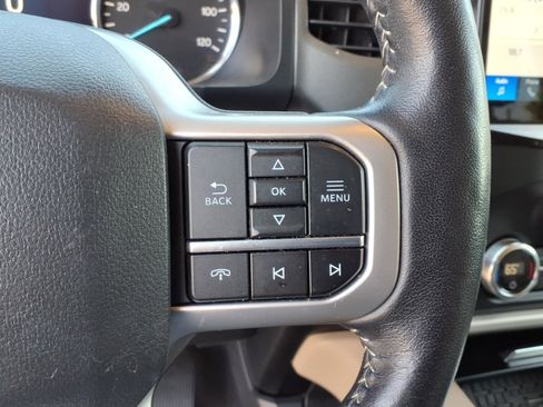 Used 2024 Ford Expedition Max XLT image 16