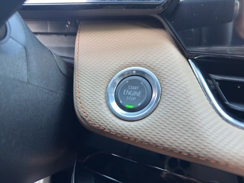 New 2026 Chevrolet Equinox ACTIV w/ Convenience Package III image 11