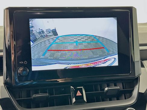 Used 2024 Toyota Corolla SE image 14