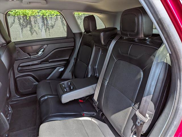 Used 2021 Lincoln Corsair AWD w/ Premium Package image 23