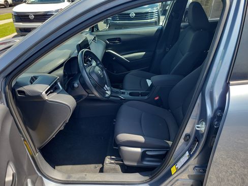 Used 2023 Toyota Corolla Cross LE FWD image 13