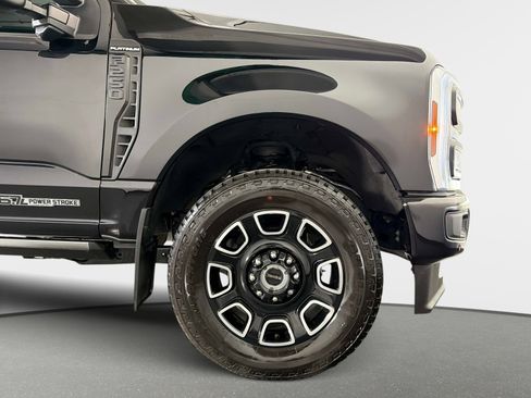 Used 2025 Ford F250 Platinum AWD/4WD image 16