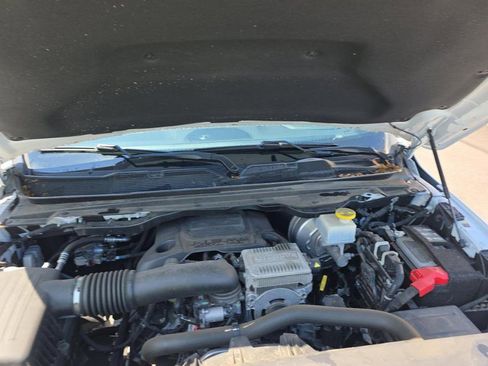 Used 2023 RAM 1500 Laramie AWD/4WD image 16