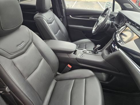 Used 2020 Cadillac XT6 Sport AWD/4WD image 34