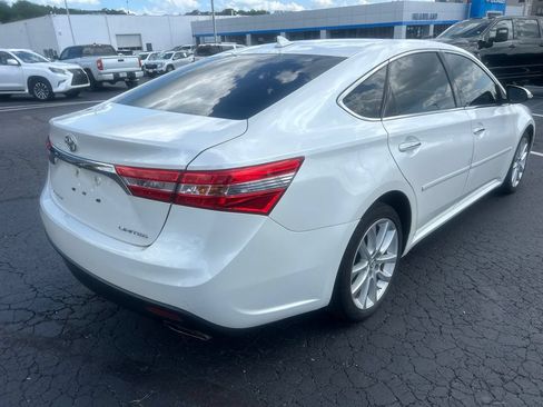 Used 2013 Toyota Avalon Limited FWD image 4