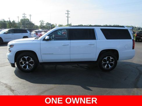 Used 2019 Chevrolet Suburban LT AWD/4WD image 10
