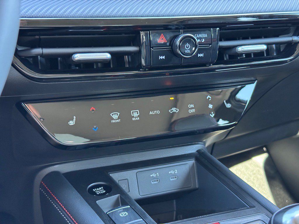New 2027 Nissan Kicks SR FWD image 18