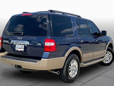 Used 2013 Ford Expedition XLT RWD image 13