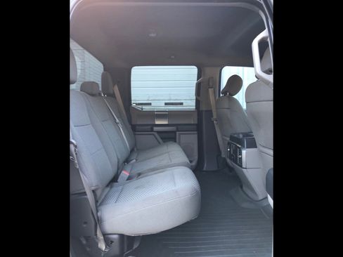 Used 2018 Ford F150 XLT w/ Equipment Group 302A Luxury image 16