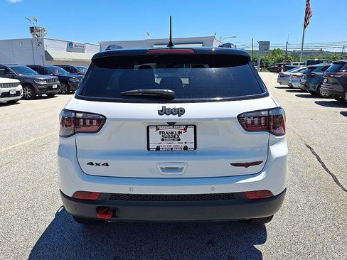 Used 2025 Jeep Compass Trailhawk AWD/4WD image 22