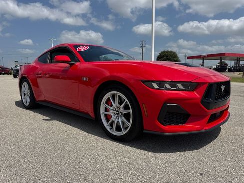 Used 2024 Ford Mustang GT Premium RWD image 9