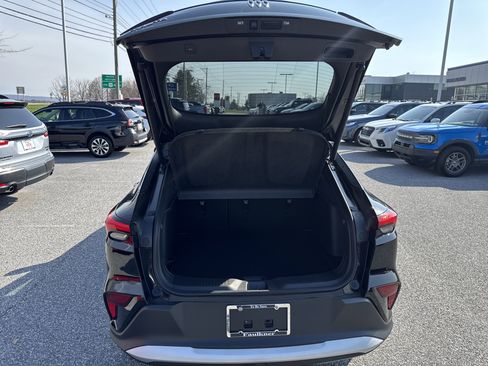 Used 2024 Buick Envista Preferred w/ Convenience I Package image 10