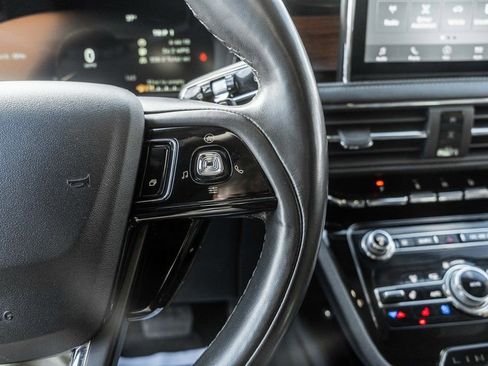 Used 2022 Lincoln Corsair Reserve image 25