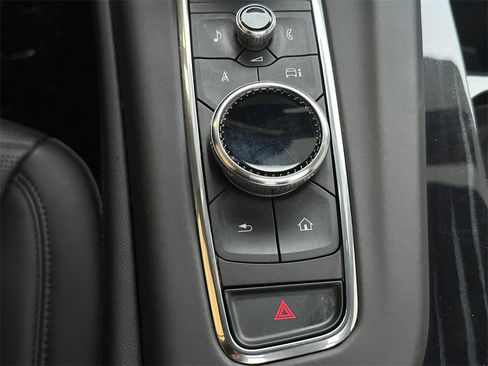 Certified 2023 Cadillac Escalade V w/ Heavy-Duty Trailer Package image 34