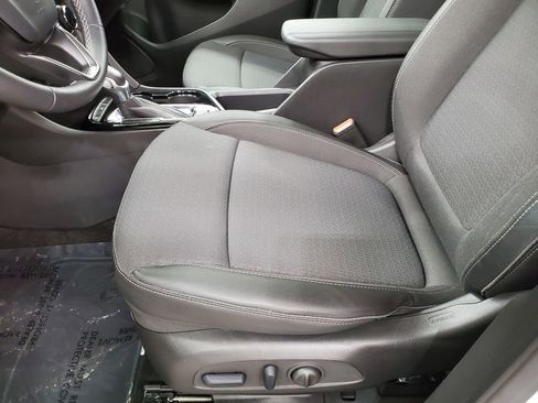 Used 2023 Buick Encore GX Preferred w/ Cold Weather Comfort Package image 13