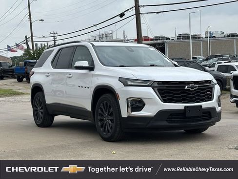 Used 2023 Chevrolet Traverse RS AWD/4WD image 1