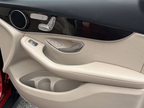 Certified 2022 Mercedes-Benz GLC 300 image 16