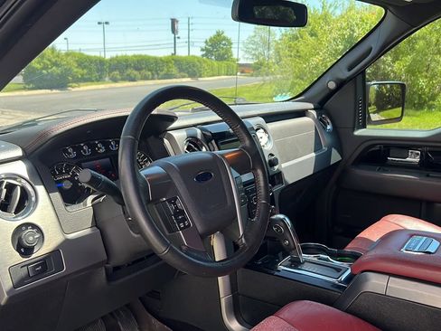 Used 2013 Ford F150 Limited image 24