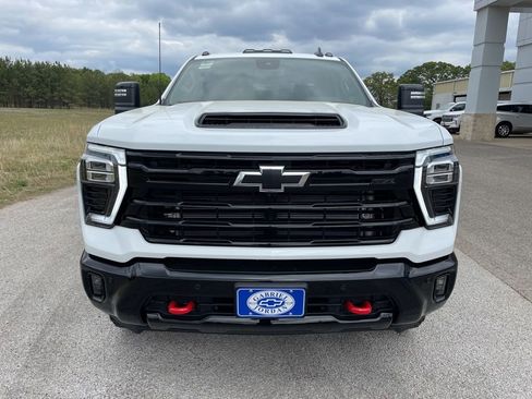 New 2026 Chevrolet Silverado 2500 LT image 8