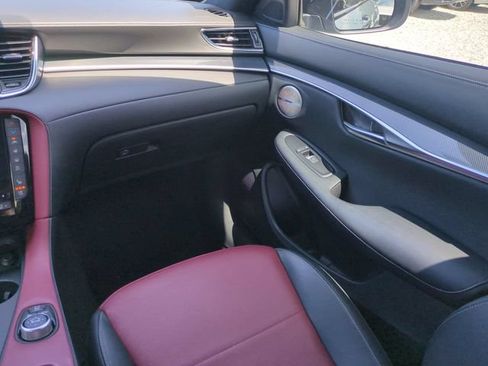 Used 2023 INFINITI QX50 Sport FWD image 19
