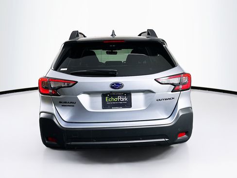 Used 2025 Subaru Outback Onyx Edition AWD/4WD image 7
