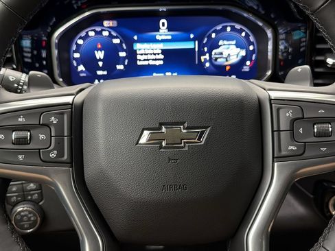 Used 2026 Chevrolet Silverado 1500 LT Trail Boss w/ LT Trail Boss Premium Package AWD/4WD image 28