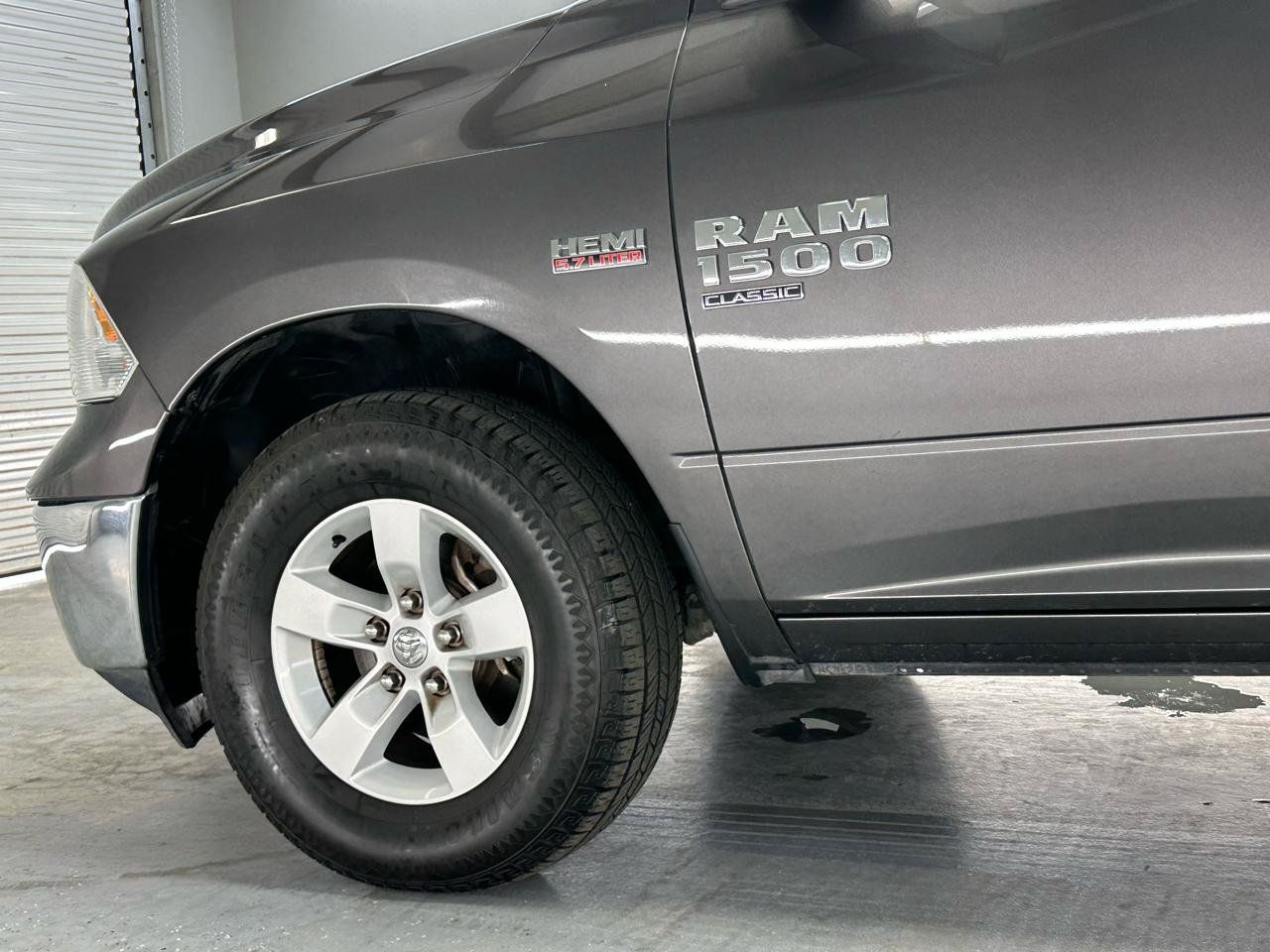 Used 2021 RAM 1500 Tradesman w/ Chrome Plus Package RWD image 5