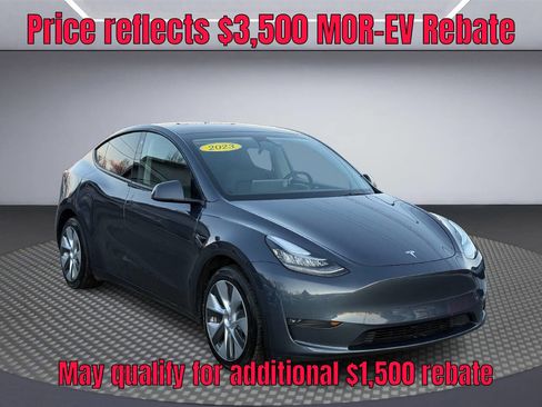 Used 2023 Tesla Model Y Long Range image 1