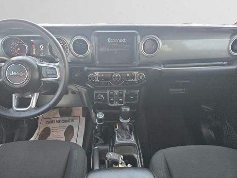Used 2023 Jeep Gladiator Overland AWD/4WD image 11