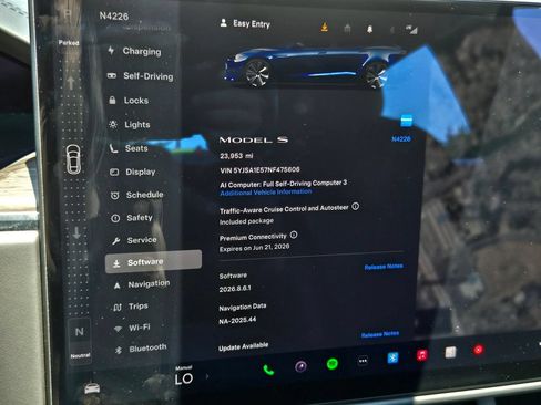 Used 2022 Tesla Model S AWD/4WD image 22