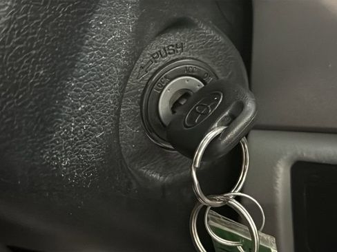 Used 2010 Toyota Tundra Grade image 28