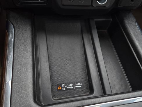 Used 2021 Chevrolet Silverado 2500 High Country w/ Z71 Off-Road Package image 33