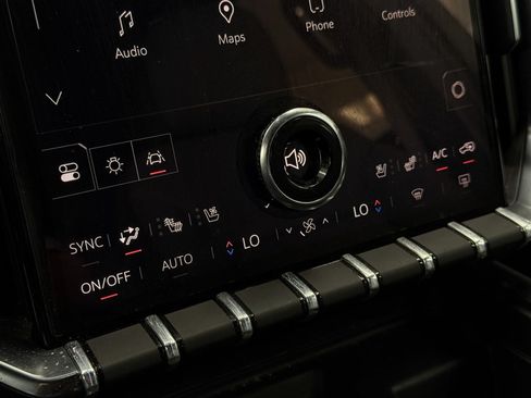 Used 2024 GMC Acadia AT4 w/ Luxury Package AWD/4WD image 61