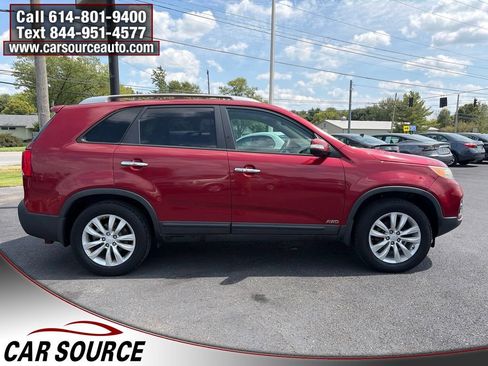 Used 2011 Kia Sorento EX AWD/4WD image 4