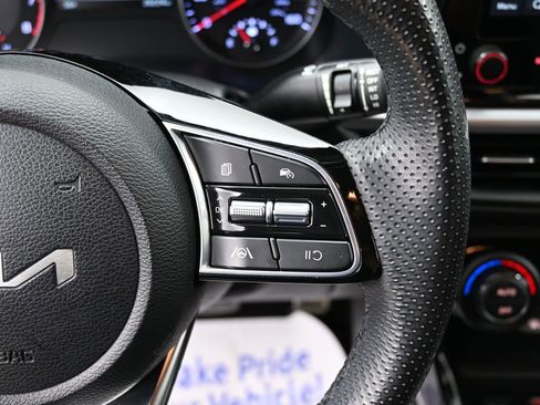 Used 2023 Kia Forte GT-Line image 33