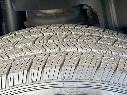 Used 2020 Jeep Wrangler Sport image 32